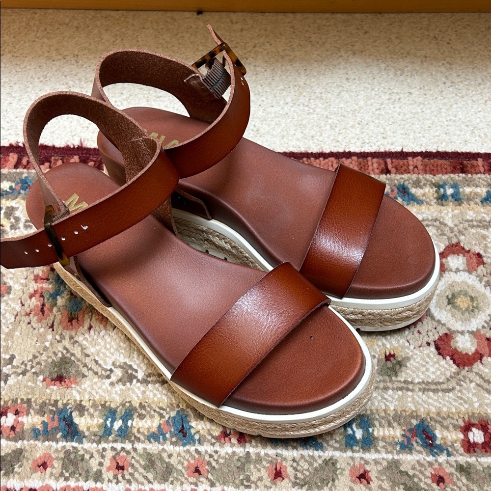 Women's Brown Leather Sandals